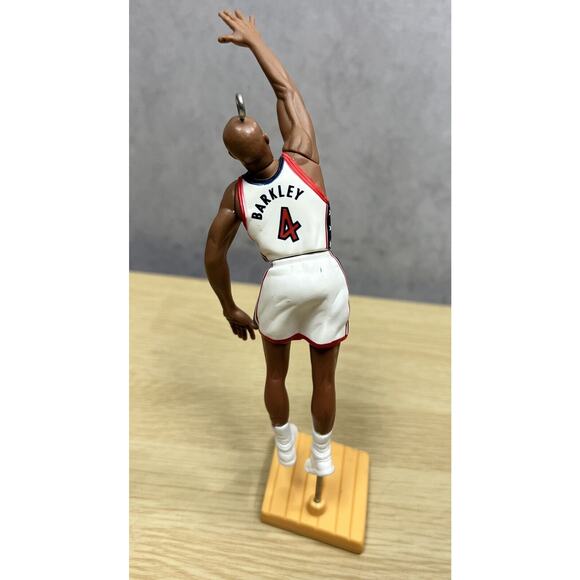 Vtg Starting Line Ups Sports Action Figures MLB, NFL, NBA, Barkley, Gonzalez - Picture 5 of 7